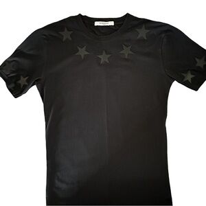 Black givenchy t shirt
